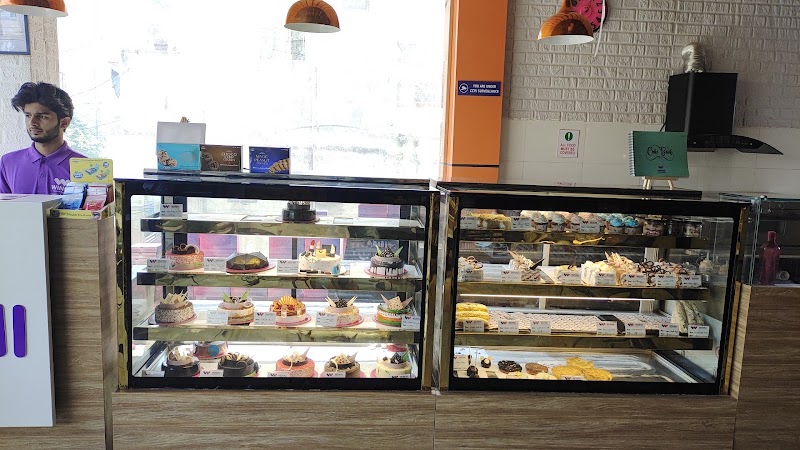 Winni Retails - Winni Retails, SCO-22-23-24, Second Floor, Shri Balaji Complex, Old Ambala Rd, Himmatgarh, Dhakoli, Zirakpur, Punjab 160104, India