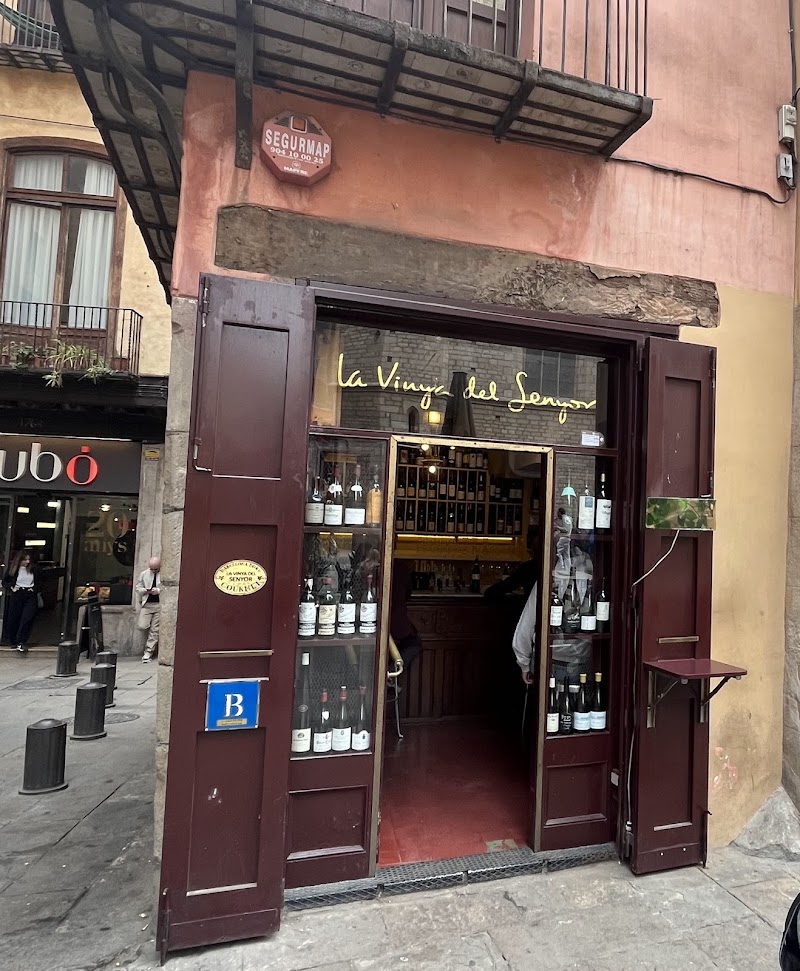 La Vinya del Senyor - La Vinya del Senyor Plaça de Santa Maria, 5, Ciutat Vella, 08003 Barcelona, Spain