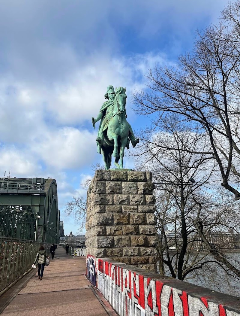 Hohenzollern Bridge - Hohenzollern Bridge, Hohenzollernbrücke, 50679 Köln, Germany