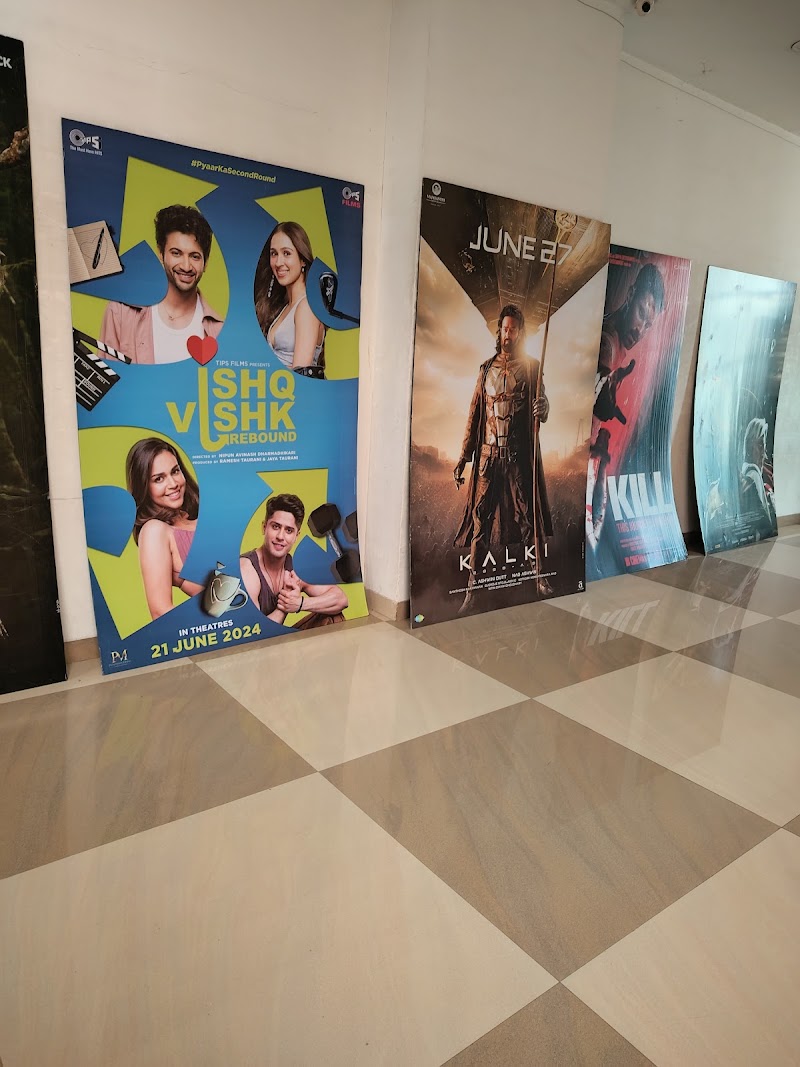 Topiwala Mukta A2 Cinemas, Goregaon West - Topiwala Mukta A2 Cinemas, Goregaon West 2nd Floor, Topiwala Center, Topiwala Rd, near Station (West, Kakaji Nagar, Jawahar Nagar, Goregaon East, Mumbai, Maharashtra 400104, India