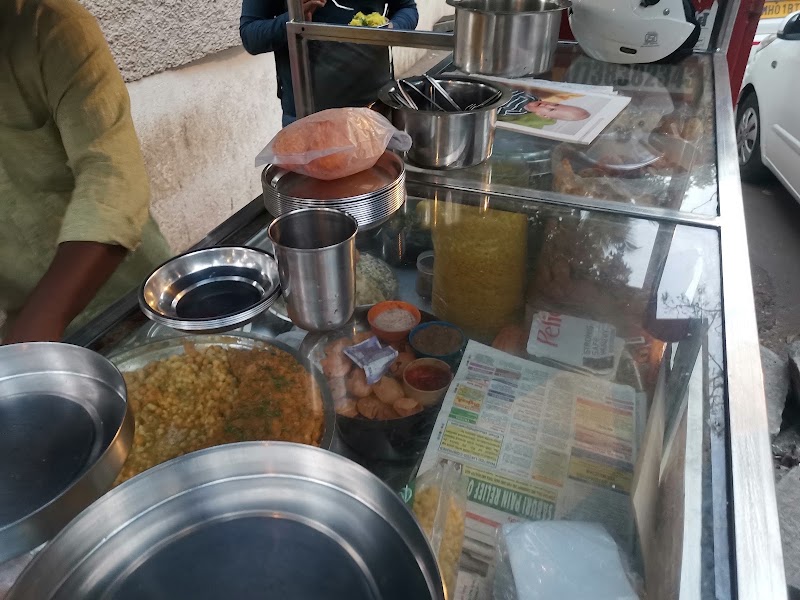 Ranjeet Pani Puri Wala - Ranjeet Pani Puri Wala 601 Sameer 180, Perry Rd, Bandra West, Mumbai, Maharashtra 400050, India