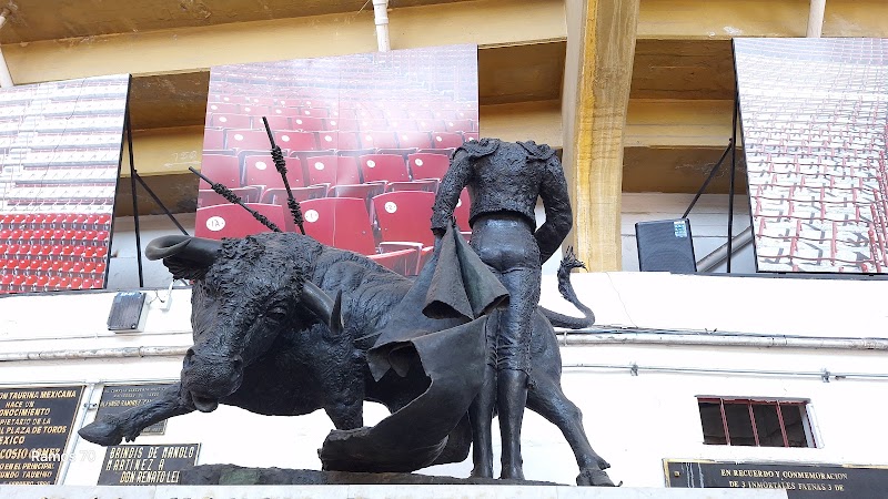 Monumental Plaza de Toros México - Monumental Plaza de Toros México Cda. Augusto Rodin 130, Cd. de los Deportes, Benito Juárez, 03710 Ciudad de México, CDMX, Mexico