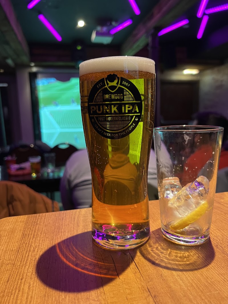 The Pear Tree - The Pear Tree 38 W Nicolson St, Edinburgh EH8 9DD, UK