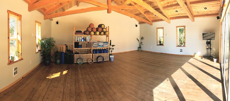 The Zen Cove Studio - The Zen Cove Studio, 974 View Ridge Dr, Oak Harbor, WA 98277, USA