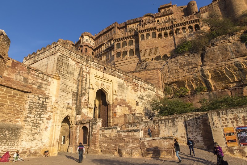 Sheesh Mahal - Sheesh Mahal 72X9+MQR, Mehrangarh Ft Rd, Sodagaran Mohalla, Jodhpur, Rajasthan 342001, India