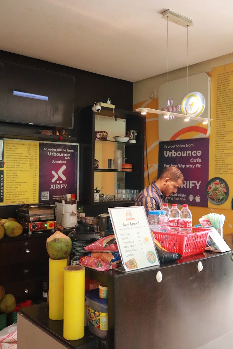 Urbounce Gym Baner Pashan | Premium Fitness Gym with Zumba, Yoga, Sauna & Personal Training - Urbounce Gym Baner Pashan | Premium Fitness Gym with Zumba, Yoga, Sauna & Personal Training, 3rd Floor, HQ2R+5F7, Baner - Pashan Link Rd, near HDFC Bank, Pashan, Pune, Maharashtra 411021, India