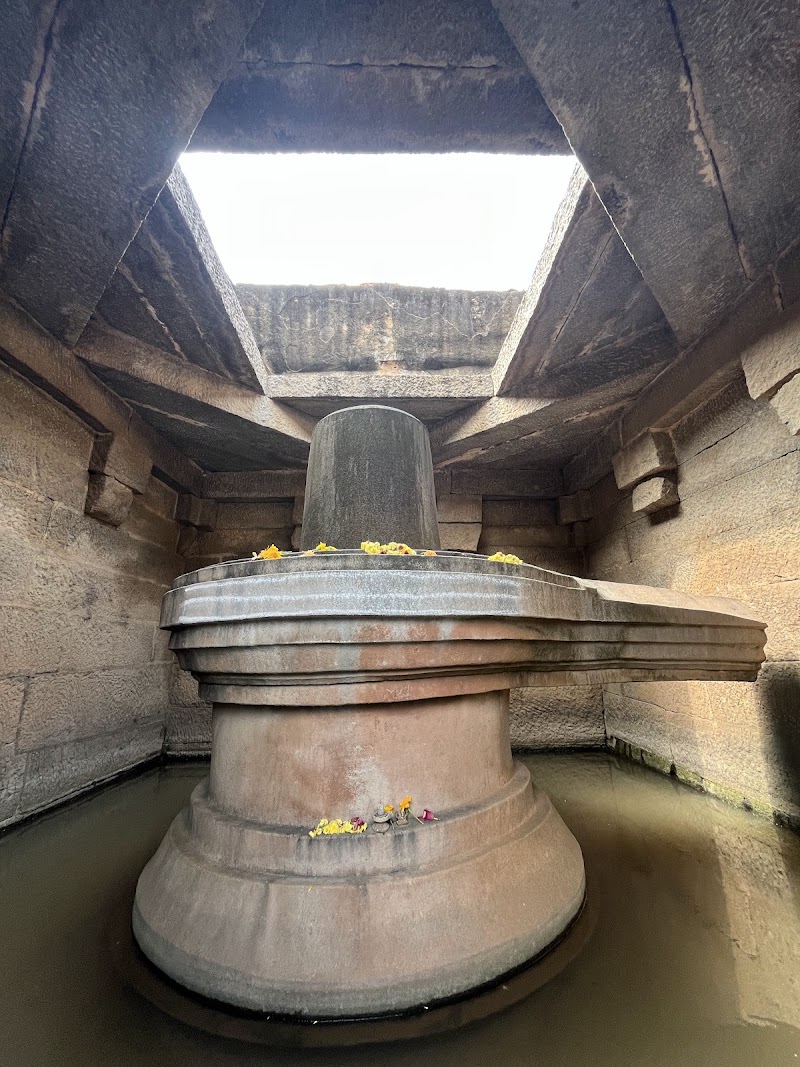 Hampi Karnataka - Hampi Karnataka 8FP6+222, Hampi, Karnataka 583239, India