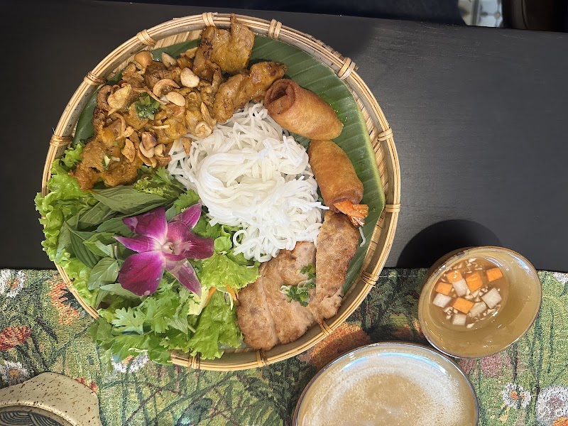 A Taste Of Saigon - Ben Thanh - Vietnamese Cuisine & Vegetarian Food - A Taste Of Saigon - Ben Thanh - Vietnamese Cuisine & Vegetarian Food 128 Lý Tự Trọng, Bến Thành, Hồ Chí Minh 700000, Vietnam