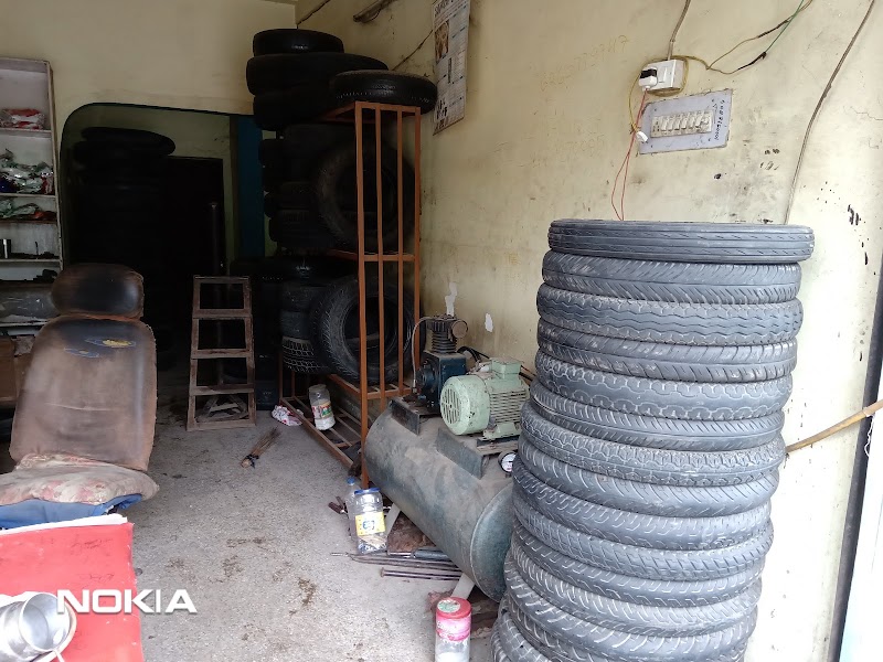 Chand Tyre Workshop Hawa Panchar - Chand Tyre Workshop Hawa Panchar, 1,nehru nagar, chowk, Agyay Nagar, Deori, Chhattisgarh 495001, India