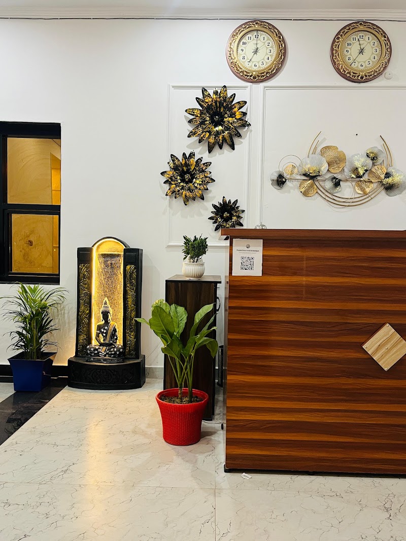 PurplePetalHotel - PurplePetalHotel Maharshi Dayanand University, Vinay Nagar, Rohtak, Haryana 124001, India