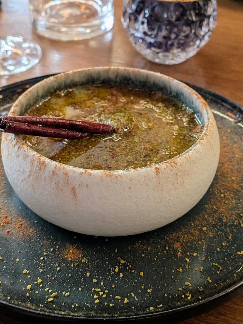 L'ouzeri Paris Odéon - L'ouzeri Paris Odéon 17 Rue Grégoire de Tours, 75006 Paris, France