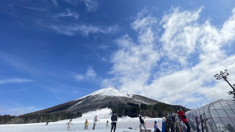Daisen Masumizu Highland Snow Park - Daisen Masumizu Highland Snow Park, 西伯郡伯耆町大内 桝水高原, 1069-50 Ōuchi, Hoki, Saihaku District, Tottori 689-4215, Japan