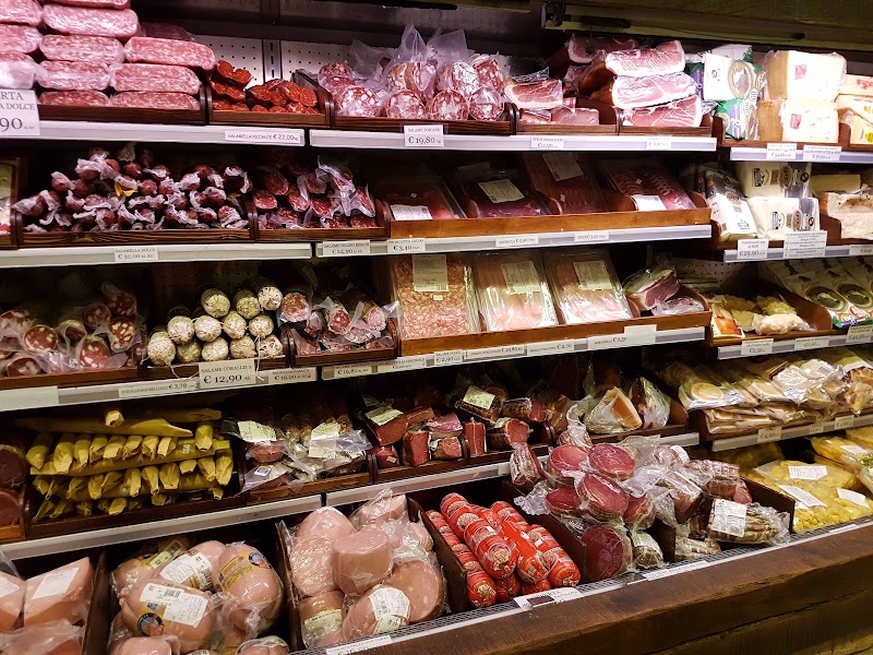 Mercato di Mezzo - Mercato di Mezzo F8VV+8W, Via Clavature, 12, 40124 Bologna BO, Italy