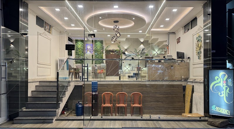Hotel Shreeji Residency - Hotel Shreeji Residency Gandhi Chowk, nearby Ram Mandir, Pachmarhi, Pachmarhi Cantt, Madhya Pradesh 461881, India