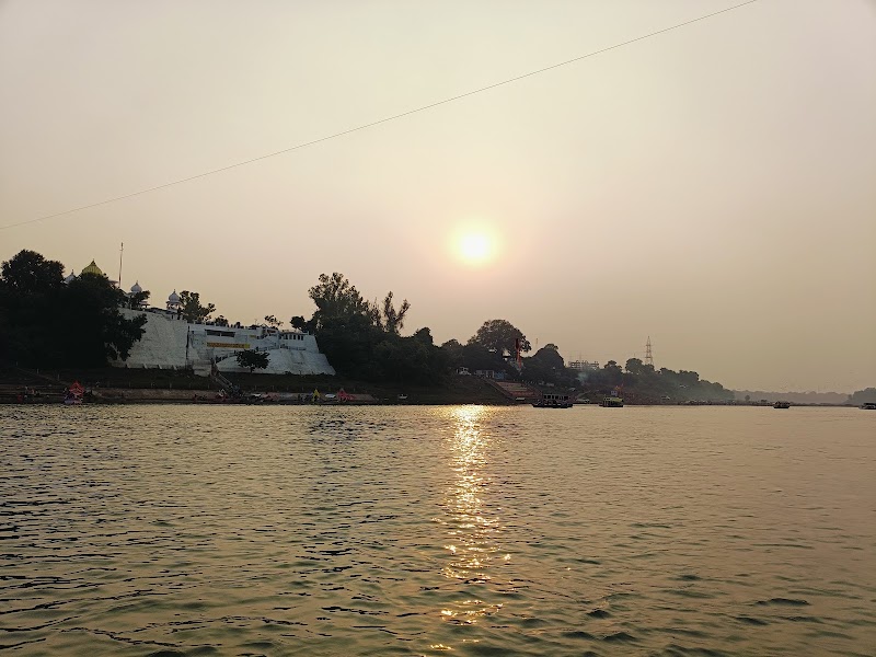 Gurudwara Gwarighat - Gurudwara Gwarighat, 4W3G+92C, Mangeli, Madhya Pradesh 482051, India