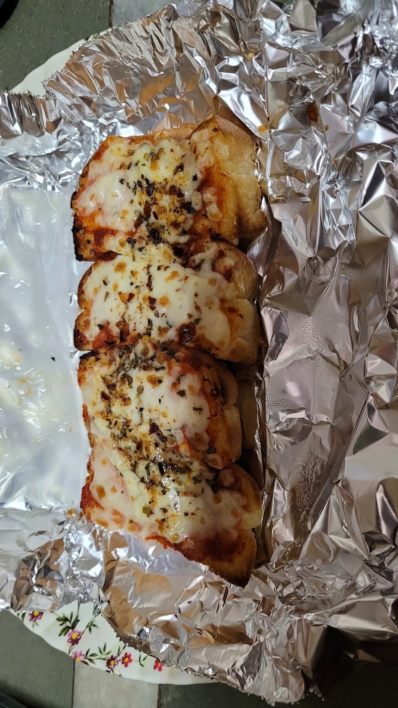 Bombay Binge - Bombay Binge, 9 Krishna Niwas, Bomanji Master Rd,New Resham Bazar, Post Office Lane, Marine Lines East, Tak Wadi, Lohar Chawl, Kalbadevi, Mumbai, Maharashtra 400002, India