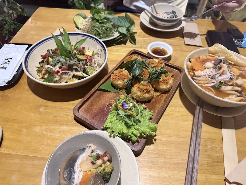 Nhà hàng chay Phương Mai - Nhà hàng chay Phương Mai 82/86F, Võ Thị Sáu, Quận 1, Hồ Chí Minh, Vietnam