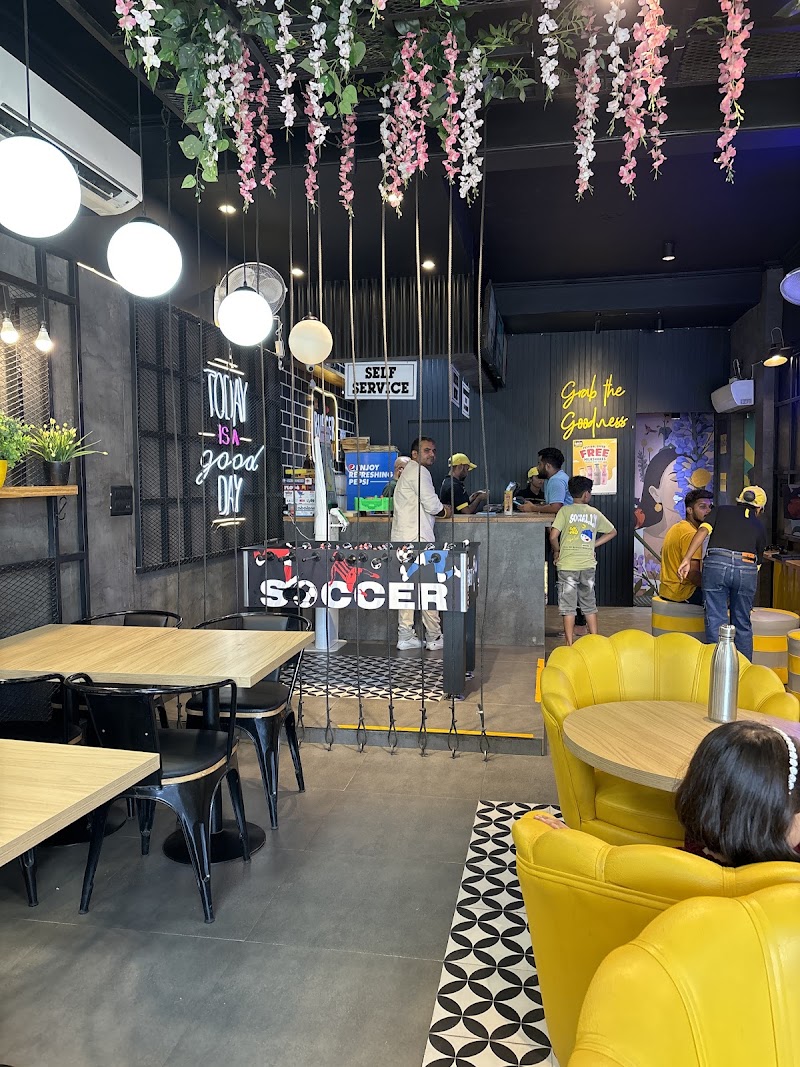 The Burger Company - The Burger Company, SHOP NO 15, First floor, Huda Market, MAIN, SECTOR 31, Huda Maket, Sector 31, Gurugram, Haryana 122022, India