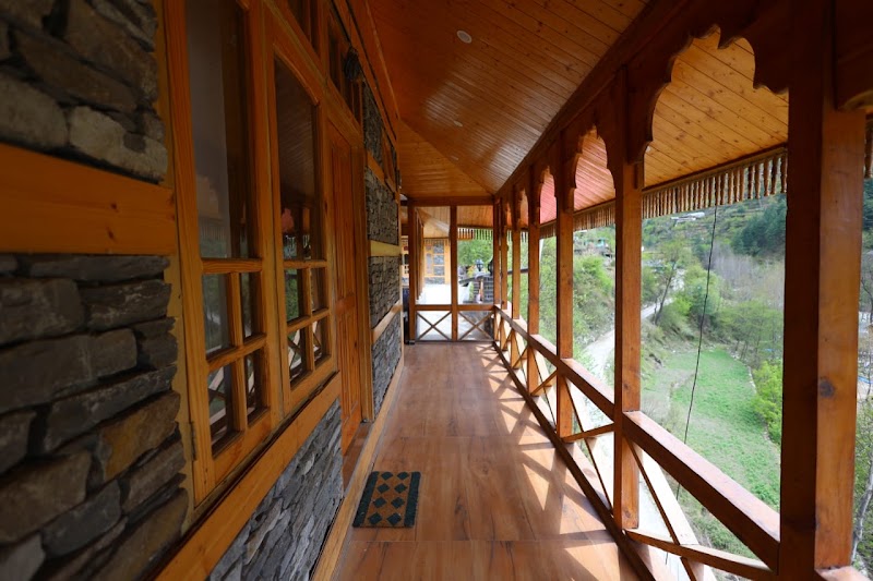 Tirthan Village Resort - Tirthan Village Resort, Village Gushaini Bathad Road, Tirthan Valley Rd, Chippni, Himachal Pradesh 175123, India