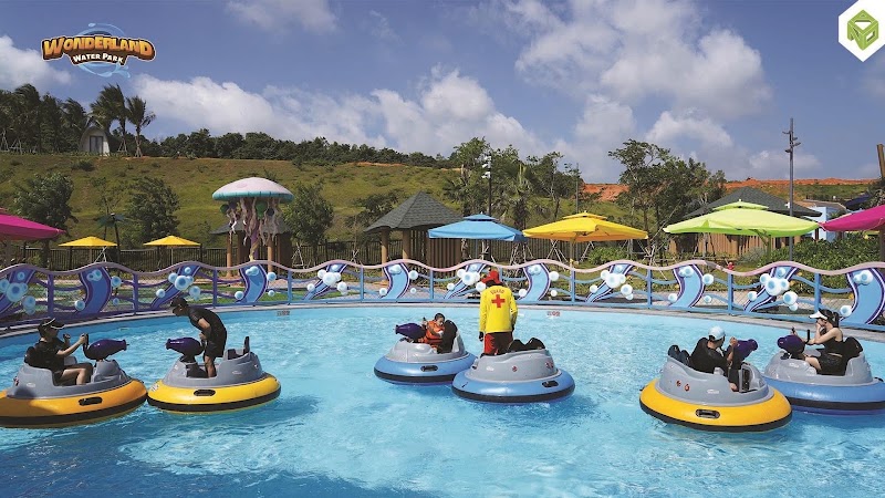 Wonderland Water Park - Wonderland Water Park, Đường Lạc Long Quân, phưòng, Tiến Thành, Lâm Đồng, Vietnam