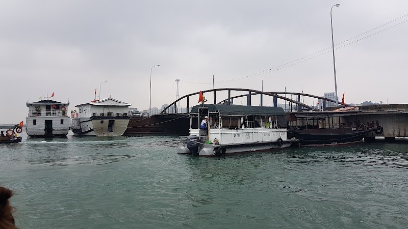 Cảng Hòn Gai - Cảng Hòn Gai 6A Lê Thánh Tông, Hồng Gai, Quảng Ninh 01106, Vietnam