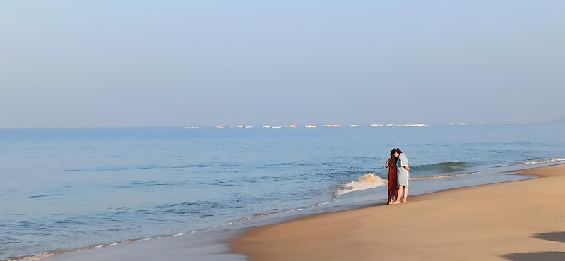 Rihan Sea Rock Beach Resort Calangute - Rihan Sea Rock Beach Resort Calangute, Tivai vaddo Sea Rock Beach Resort, Andores Resort And Spa, near by Calangute beach, Calangute, Goa 403516, India