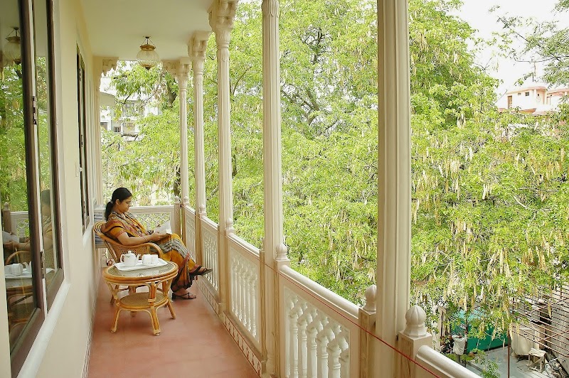 Om Niwas Suite Hotel - Om Niwas Suite Hotel, E - 23, Kaushalya Path, Durga Marg, Subash Nagar, Sen Colony, Bani Park, Jaipur, Rajasthan 302001, India
