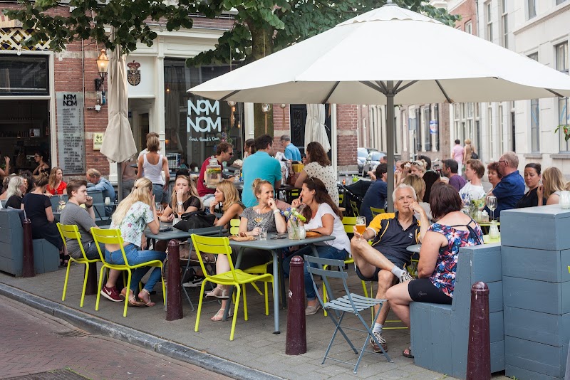 Nom Nom - Nom Nom Postelstraat 79, 5211 DX 's-Hertogenbosch, Netherlands