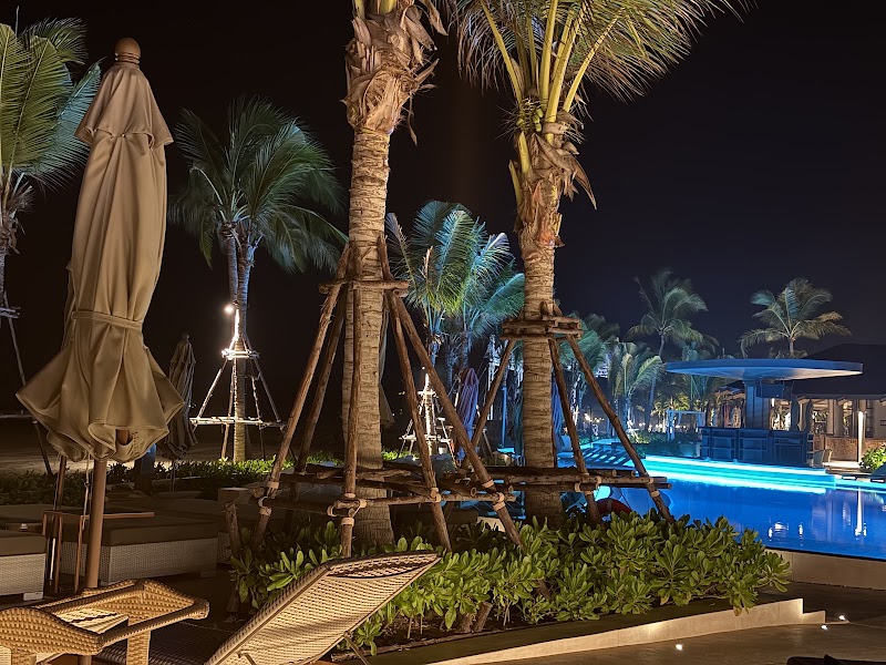 RAVA Beach Club - RAVA Beach Club, 109 Bang Tao Beach, Tambon Choeng Thale, Amphoe Thalang, Chang Wat Phuket 83110, Thailand