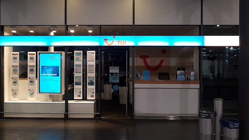 Die TUI am Flughafen Saarbrücken - Die TUI am Flughafen Saarbrücken Balthasar-Goldstein-Straße 24, 66131 Saarbrücken-Halberg, Germany