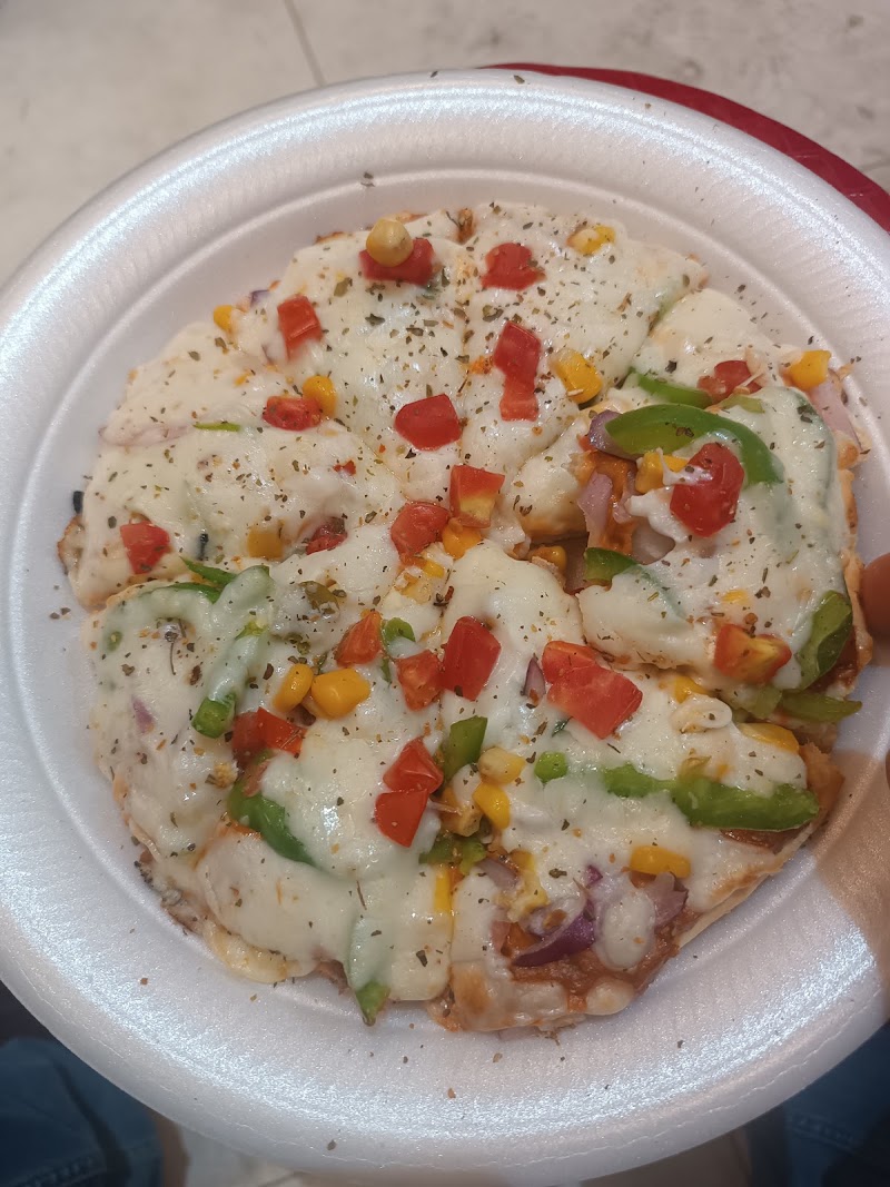 Real Cheese Cafeteria(pure vegetarian) - Real Cheese Cafeteria(pure vegetarian) 19 23 St - Al Souq Al Kabeer - Al Fahidi - Dubai - United Arab Emirates