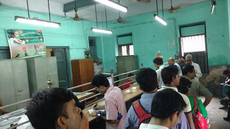 Rashbehari Avenue Post Office - Rashbehari Avenue Post Office, 142, Rash Behari Ave, lake Terrace, Gariahat, Kolkata, West Bengal 700029, India
