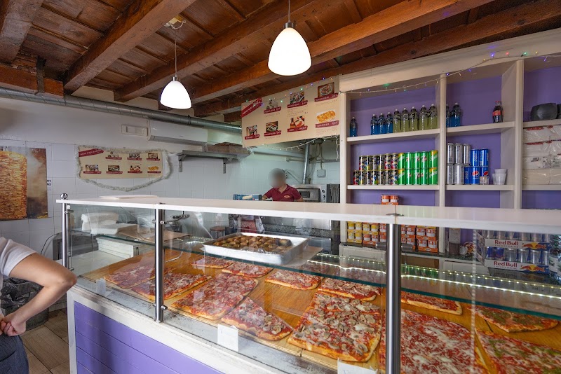 Pizza & Kebab Co. - Pizza & Kebab Co., V. dell'Agnolo, 121r, 50122 Firenze FI, Italy
