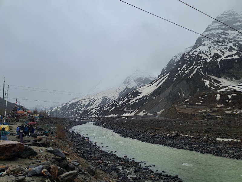 Sissu - Sissu F4M7+6JR, Manali - Leh Hwy, Himachal Pradesh 175140, India