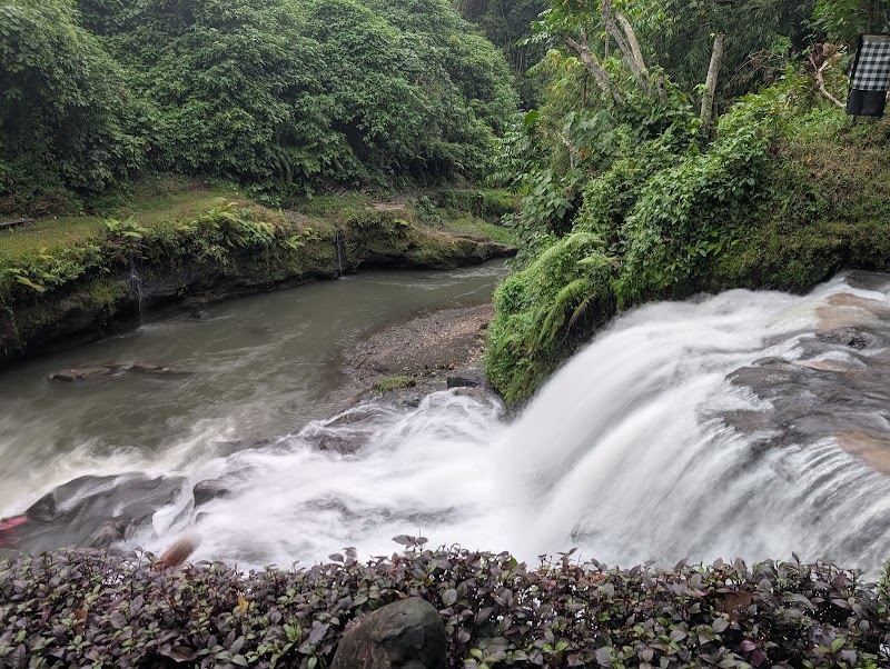 Uma Anyar Waterfall - Uma Anyar Waterfall Jl. Gading Wani, Kemenuh, Kec. Sukawati, Kabupaten Gianyar, Bali 80581, Indonesia