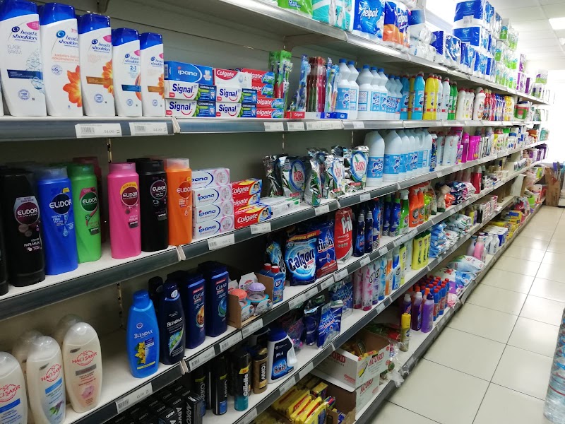 Olcay Süpermarket Şarküteri Manav - Olcay Süpermarket Şarküteri Manav, Koşuyolu, Koşuyolu Cd. No:160 D:162, 34718 Kadıköy/İstanbul, Türkiye
