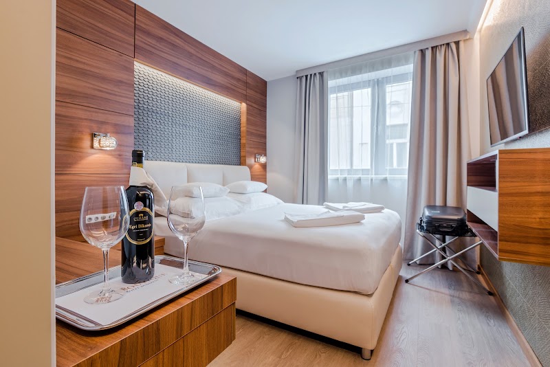 Boutique Hotel Budapest - Boutique Hotel Budapest Budapest, Só u. 6, 1056 Hungary