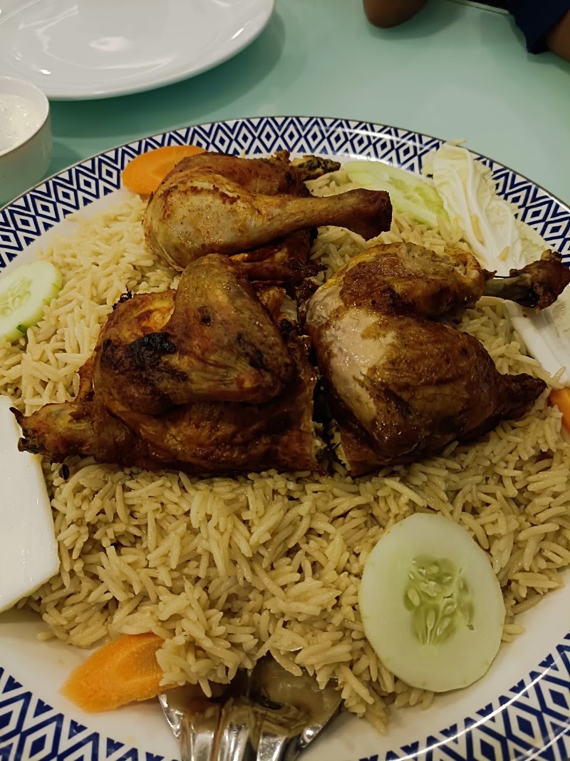 WHITE HOUSE RESTAURANT - WHITE HOUSE RESTAURANT Wayanad Rd, near Odungakadu Makham, Engapuzha, Puduppadi, Kozhikode, Keralam 673586, India