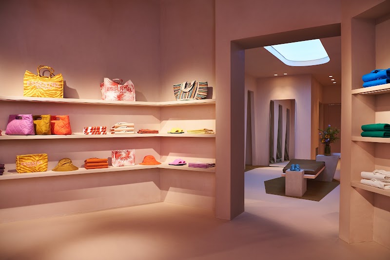 Essentiel Antwerp - Essentiel Antwerp Rue Jean Stas 18, 1060 Saint-Gilles, Belgium