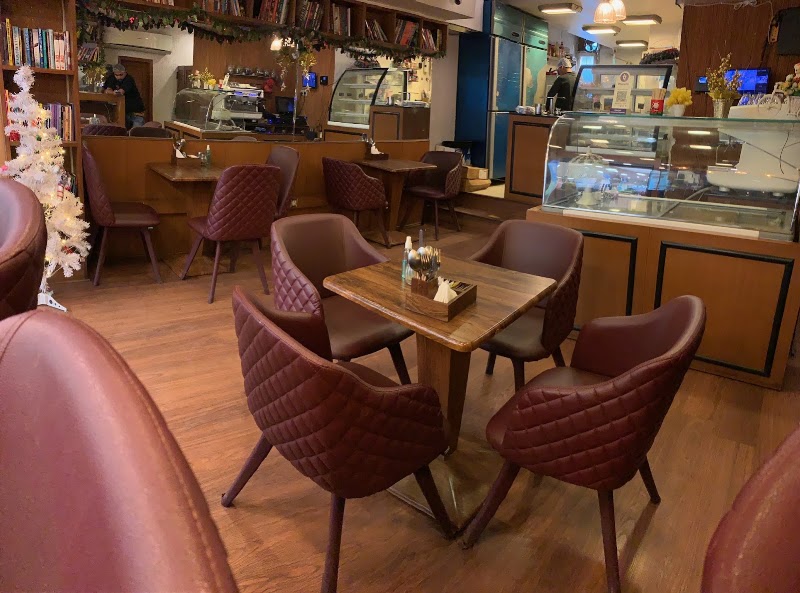 Too Mikkii Tapas - Now Baking Cafe in South Ex | Cafe in South Delhi - Too Mikkii Tapas - Now Baking Cafe in South Ex | Cafe in South Delhi E-25, 1st floor Block E, near Roop sarees, Main Market, part 2, New Delhi, Delhi 110049, India