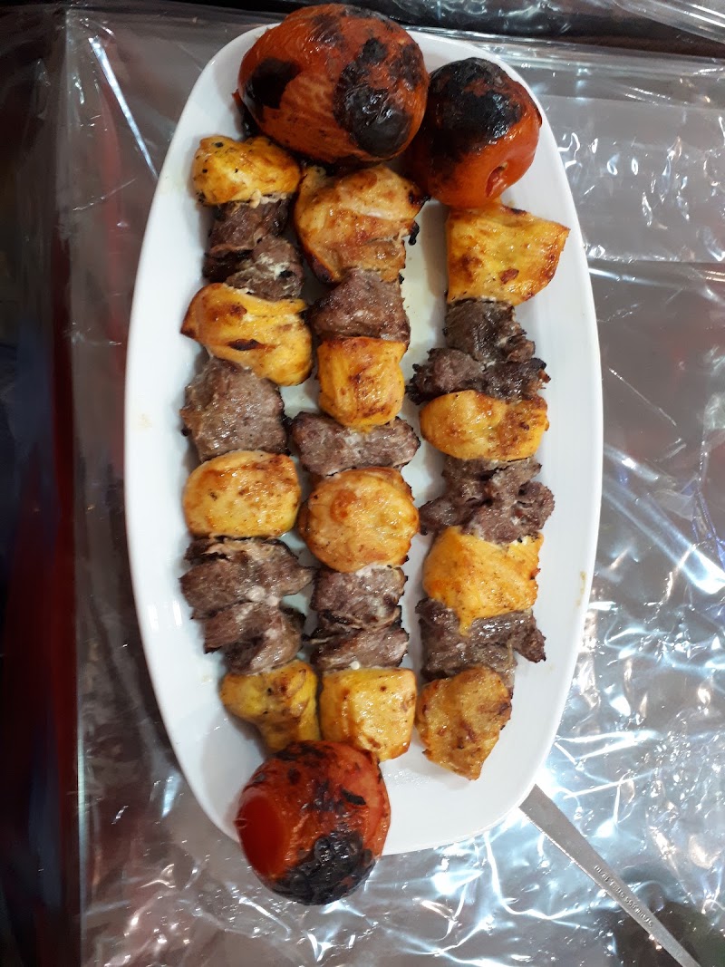 Anzali Khaneh Moalem Restaurant