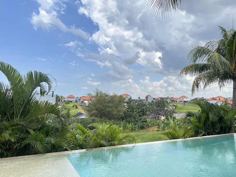 Svaha Spa Padang Linjong by Svaha Wellness - Svaha Spa Padang Linjong by Svaha Wellness Jl. Canggu Padang Linjong No.8A, Canggu, Kec. Kuta Utara, Kabupaten Badung, Bali 80351, Indonesia