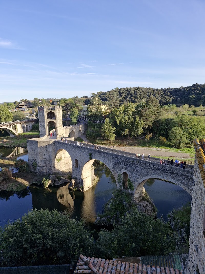 La creu del Candell - La creu del Candell 17850 Besalú, Girona, Spain