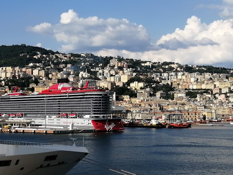 Imbarco GNV Genova - Imbarco GNV Genova, Ponte Biagio Assereto, 16126 Genova GE, Italy