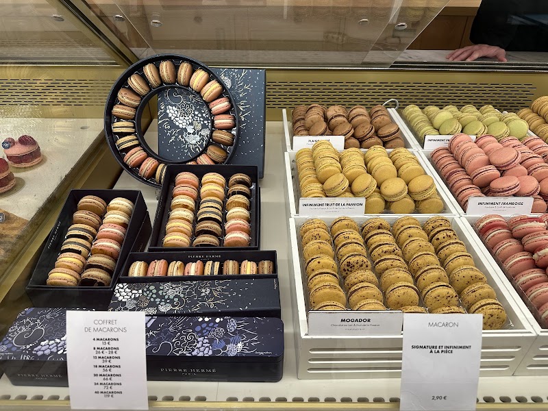 Pierre Hermé - Pierre Hermé 72 Rue Bonaparte, 75006 Paris, France
