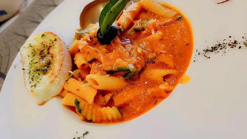 Caffe-Bella Italia - Best Italian Cafe in Gurugram | Gurgaon - Caffe-Bella Italia - Best Italian Cafe in Gurugram | Gurgaon Paras Trade Center, 122001, Valley View Estate, Gwal Pahari, Gurugram, Bandhwari, Haryana 122003, India