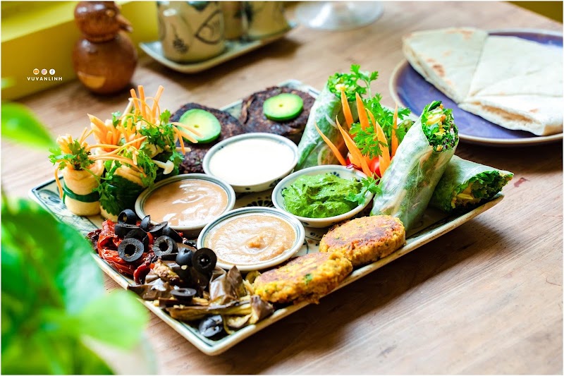Om Hanoi: Yoga & Cafe - Om Hanoi: Yoga & Cafe 62 Lý Thường Kiệt, Cửa Nam, Hà Nội, Vietnam