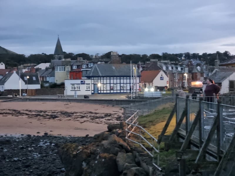 St Andrew's Church - St Andrew's Church, 27 Victoria Rd, North Berwick EH39 4JL, UK