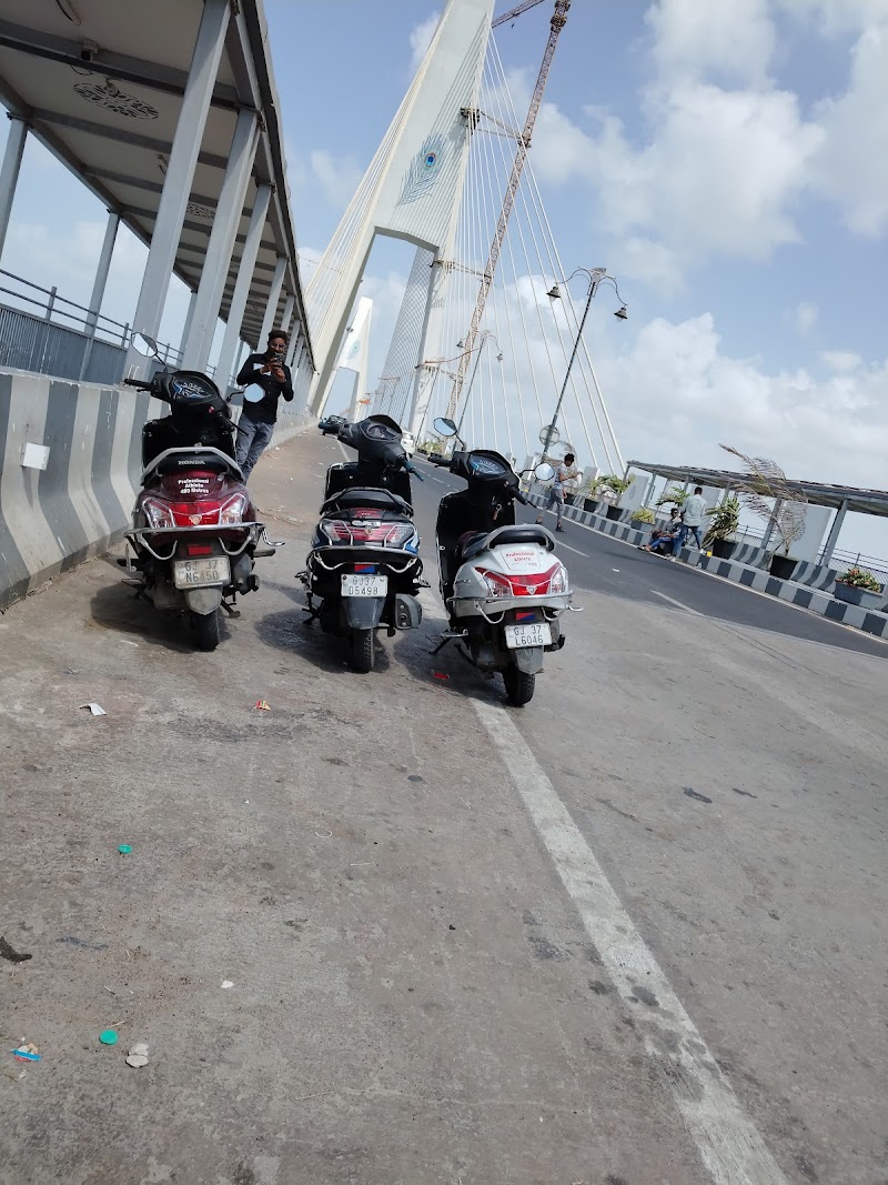 Dwarkesh Bike rents - Dwarkesh Bike rents, Jodha manek chowk, Narshi Keshavji Vadi, Dwarka, Gujarat 361335, India