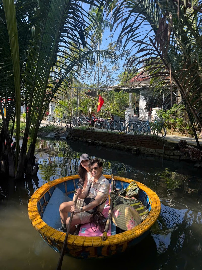 Coconut Boat & Cafe Hoi An - Mrs An - Coconut Boat & Cafe Hoi An - Mrs An, Tổ 2, Thôn Vạn Lăng, Hội An Đông, Đà Nẵng 51000, Vietnam